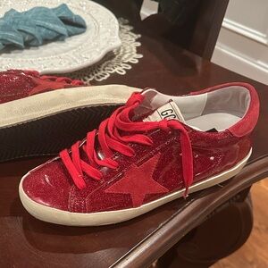 Golden Goose Glitter Superstar.